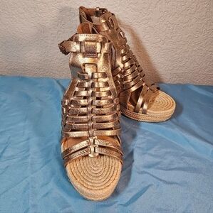 Vince Camuto Signature Danessa Wedge Sandal Size 8